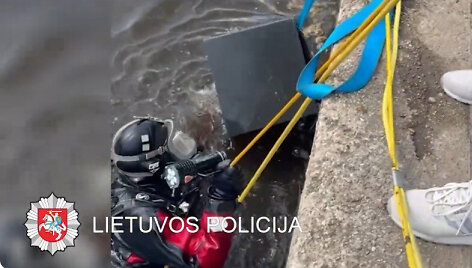 I&scaron; vandens traukiamas seifas
