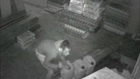Kauno policija ie&scaron;ko, kam parūpo svetimi elektriniai įrankiai