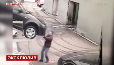Incidentas automobilių stovėjimo aik&scaron;telėje 