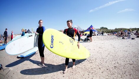 Preiloje vyksta nemokama banglenčių sporto stovykla &bdquo;Surf Camp&ldquo;