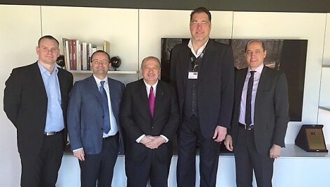 I&scaron; kairės: M.&Scaron;pokas, P.Baumannas, H.Muratore, A.Sabonis, T.Demirelis.