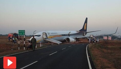 &bdquo;Jet Airways&ldquo; lėktuvas nuslydo nuo pakilimo tako.