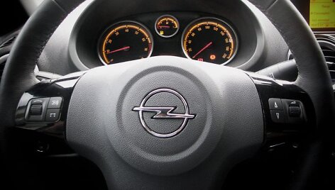 &bdquo;Opel Corsa&ldquo; daugiafunkcinis vairas