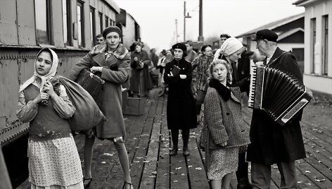 Filmo &bdquo;Vėjų kryžkelėje&ldquo; kadras 