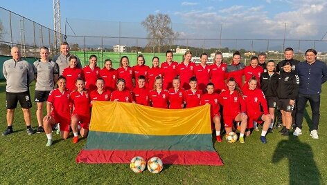 Lietuvos moterų futbolo rinktinė