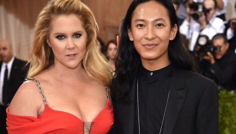 Amy Schumer ir Alexanderis Wangas