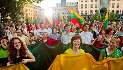 2014 metų Tauti&scaron;kos giesmės aplink pasaulį dalyviai