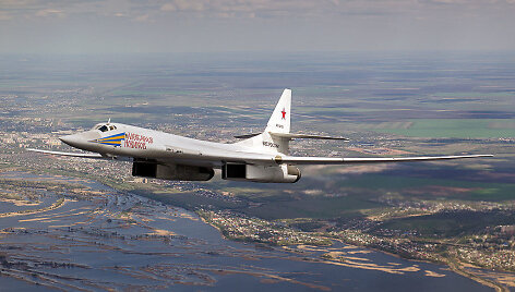 Tupolev Tu-160 bombone&scaron;is