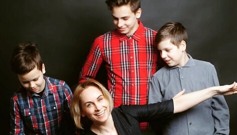 Joana Gudžiūnienė su vaikais