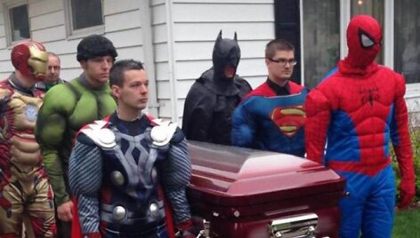 Nuo auglio smegenyse mirusį penkiametį anapilin i&scaron;lydėjo superherojai