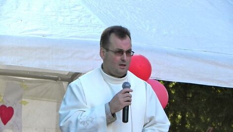 Klebonas Vytautas Rapalis
