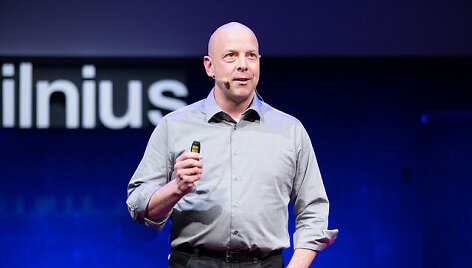Gever Tulley  