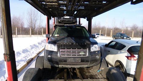 Automobilvežiu buvo vežamas Italijoje vogtas „Land Rover Freelander“