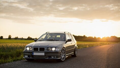 BMW 3 su 900 AG