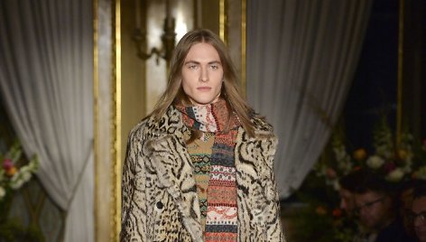 „Roberto Cavalli“ 2016 m. rudens-žiemos kolekcijos modelis