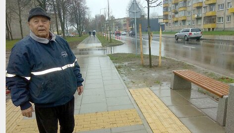 Kėdainių miesto P.Luk&scaron;io gatvės gyventojas Vytautas stoja į kovą dėl pėsčiųjų perėjos.