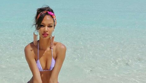 Joan Smalls atostogos Maldyvuose