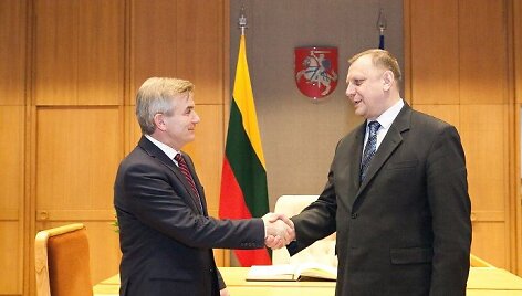 Seimo pirmininkas Viktoras Pranckietis ketvirtadienį susitiko su Baltarusijos ambasadoriumi Aleksandru Koroliu