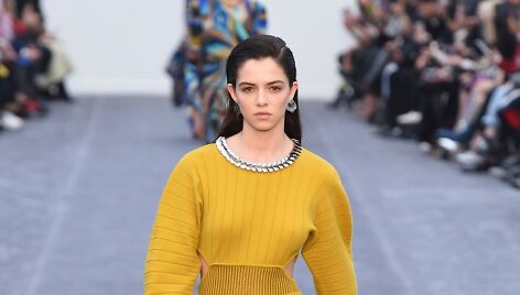 &bdquo;Roberto Cavalli&ldquo; 2019&ndash;2020 m. rudens ir žiemos kolekcijos modelis