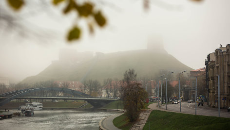 Vilnių užklojęs rytinis rūkas