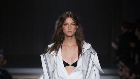&bdquo;Sportmax&ldquo; 2019 m. pavasario ir vasaros kolekcijos modelis