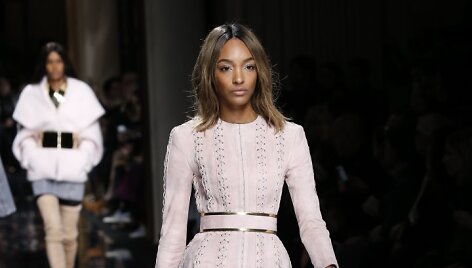 &bdquo;Balmain&ldquo; 2016 m. rudens-žiemos kolekcijos modelis