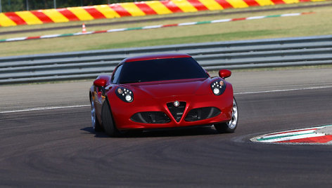 „Alfa Romeo 4C“