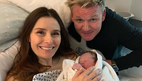 Gordonas Ramsay su žmona Tana ir pagranduku Oscaru