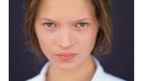 Kate Moss (1988 m.)