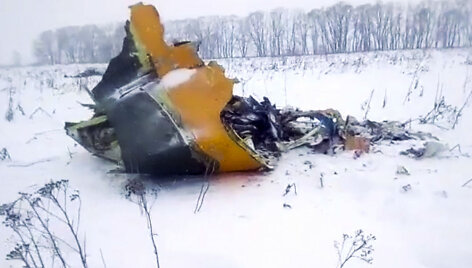 Lėktuvu skrido 71 žmogus