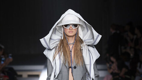 &bdquo;Sportmax&ldquo; 2019 m. pavasario ir vasaros kolekcijos modelis