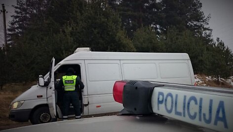 Jonavos policijos reidas