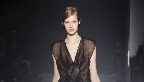 &bdquo;Lanvin&ldquo; 2018&ndash;2019 m. rudens ir žiemos kolekcijos modelis
