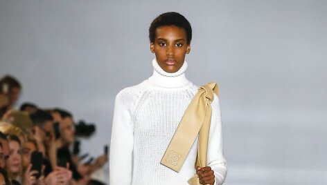 &bdquo;Loewe&ldquo; 2019&ndash;2020 m. rudens ir žiemos kolekcijos modelis
