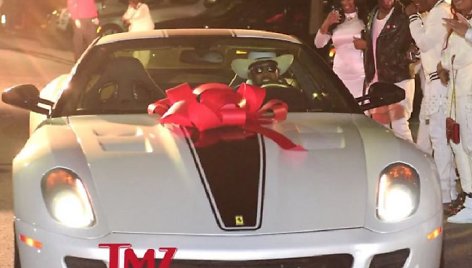 Reperio Lilo Wayne`o dovana dukrai – „Ferrari 599 GTO“