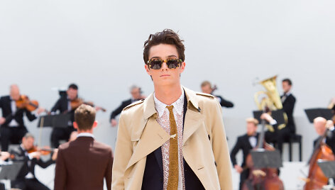 &bdquo;Burberry&ldquo; 2016 m. pavasario-vasaros kolekcija vyrams
