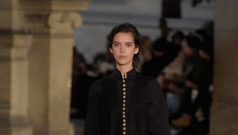 &bdquo;Lemaire&ldquo; 2016 m. rudens-žiemos kolekcijos modelis