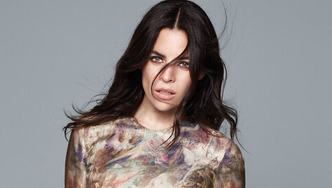 &bdquo;H&M Conscious Exclusive&ldquo; kolekcijos modelis