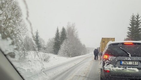 Eismo įvykio Plungės rajone metu nukentėjo keturi asmenys