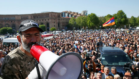 Armėnijoje tęsiasi protestai