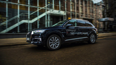 „Audi Q7 e-Tron“