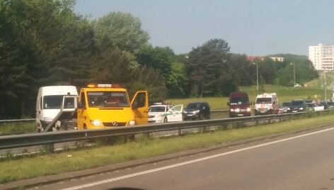 Avarija netoli Grigi&scaron;kių 