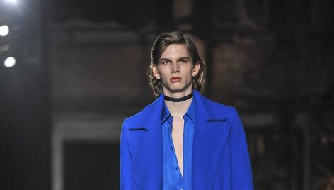 &bdquo;Costume National&ldquo; 2016 m. rudens-žiemos kolekcijos modelis