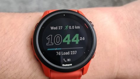 „Garmin Forerunner 745“ sportinis laikrodis