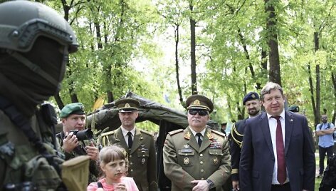 Tauragėje &ndash; Kariuomenės ir visuomenės diena, kurioje dalyvauja Jonas Vytautas Žukas. 