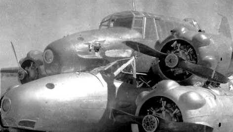 The Avro Ansons