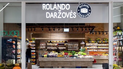 &bdquo;Vilnius Outlet&ldquo; įsikūrusios &bdquo;Rolando daržovės&ldquo;: kaimi&scaron;kos gėrybės, turgaus dvasia ir noras kurti apsipirkimo džiaugsmą 
