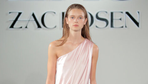 &bdquo;ZAC Zac Posen&ldquo; 2016 m. pavasario-vasaros kolekcijos modelis