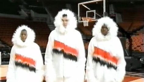 Arvydas Sabonis ir Zachas Randolphas (de&scaron;inėje)