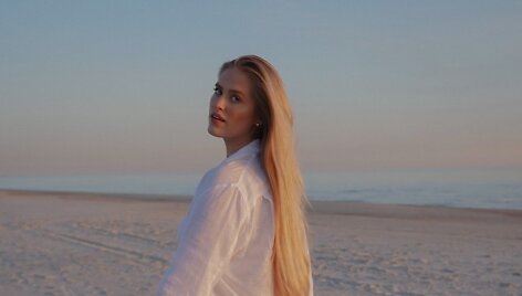 Iveta Svilainytė ir Rokas Yan pristato kūrinį &bdquo;Vasaros mažai&ldquo;